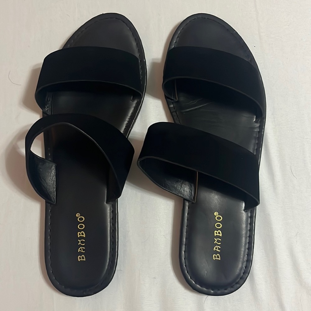 TILLYS black sandals
